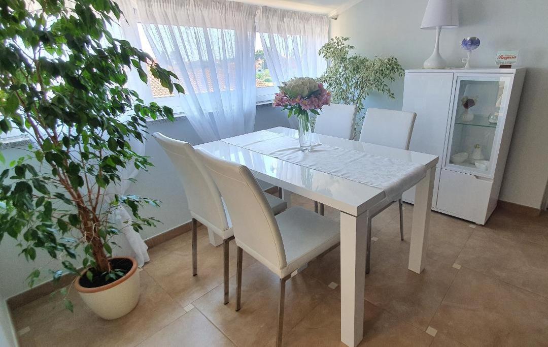 Apartments Ragusa Rovinj Exterior photo