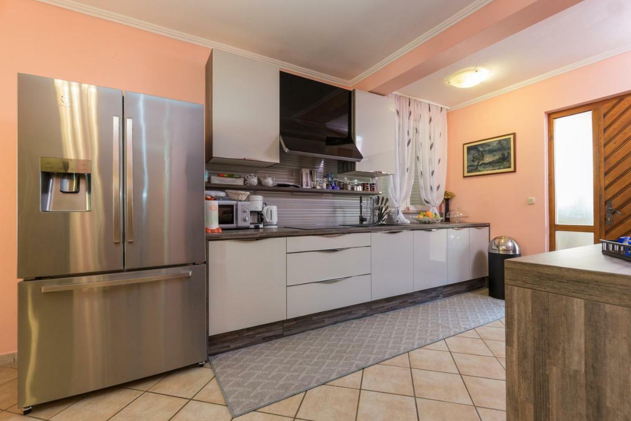 Apartments Ragusa Rovinj Exterior photo